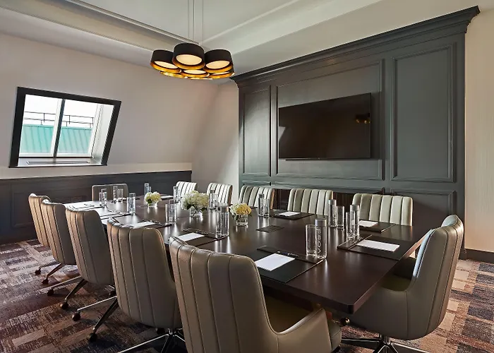 Hotel The Lasalle Chicago, Autograph Collection 4*
